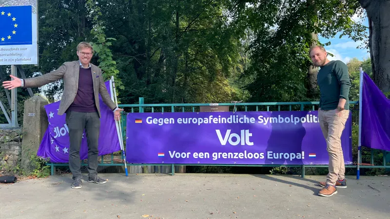 Volt protestiert gegen Grenzkontrollen