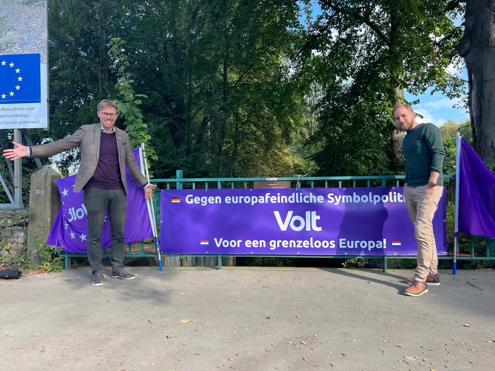 Volt protestiert gegen Grenzkontrollen