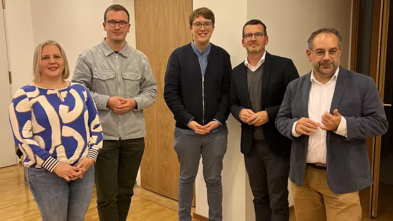 Rathaus-Koalition legt fünften Haushalt vor: Effizienz, Innovation und soziale Schwerpunkte im Fokus